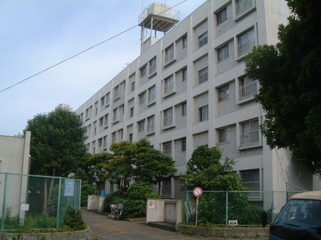 新蒲田住宅マンション建替事業（東京都大田区）
平成19年11月竣工　《リビオ新蒲田》